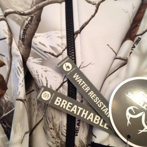 G. H. Bass & Company Men's Large White Print Hooded Soft Shell Jacket -NWT - Picture 2 of 9